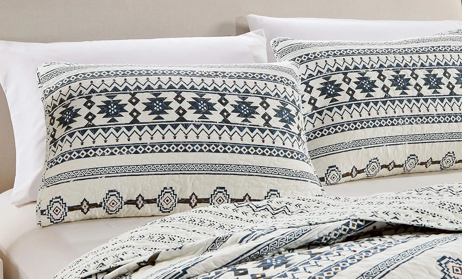 Chezmoi Collection Colby 3-Piece Western Quilt Set - Geometric Tribal Ivory Navy Brown Red Printed Pre-Washed Reversible Microfiber Bedspread Set, Queen Size