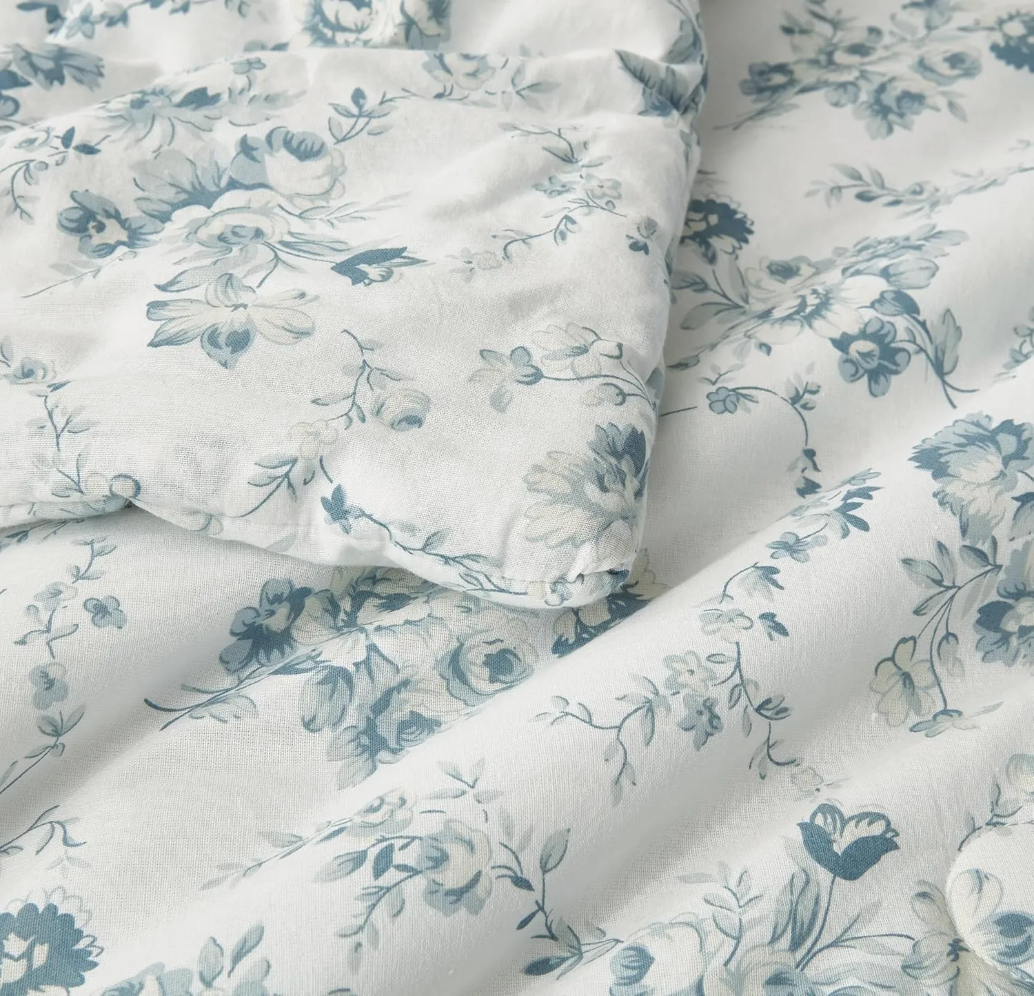 Chezmoi Collection Gigi 3-Piece Queen Size Washed Cotton Floral Comforter Set - Elegant Blue Ivory White Floral Printed Bedding Set Reversible Lightweight Comforter for All Season