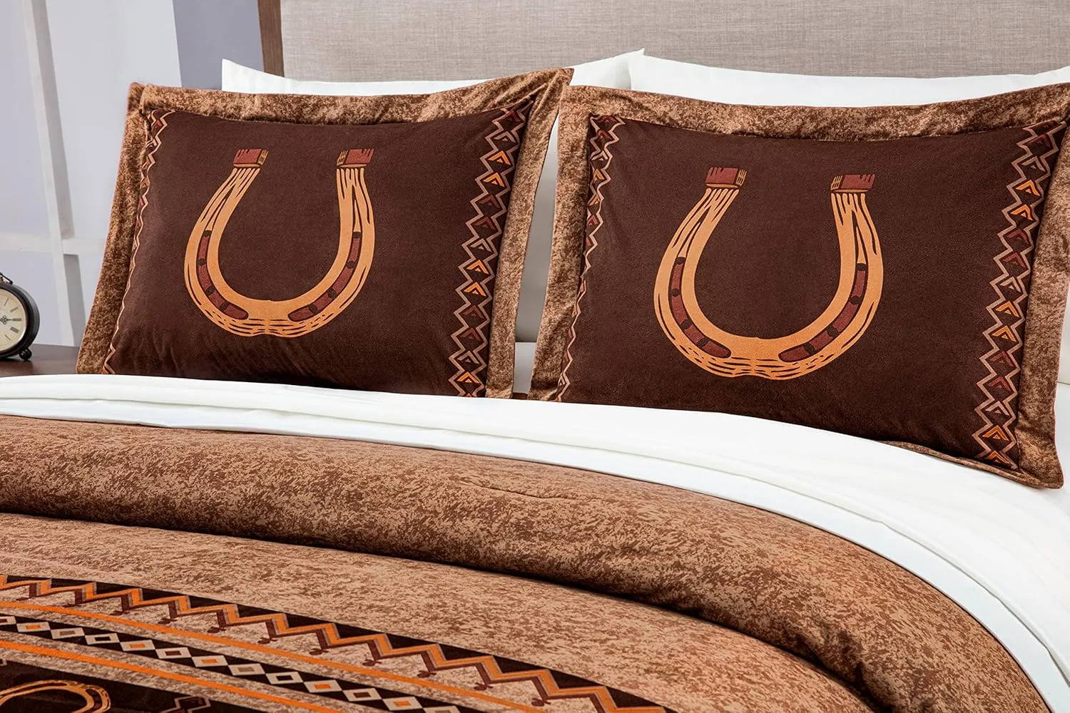 Chezmoi Collection Maverick 7-Piece Full Microsuede Bed in a Bag Comforter Set - Southwestern Wild Horses Russet Brown Bedding Set with Comforter and Sheets