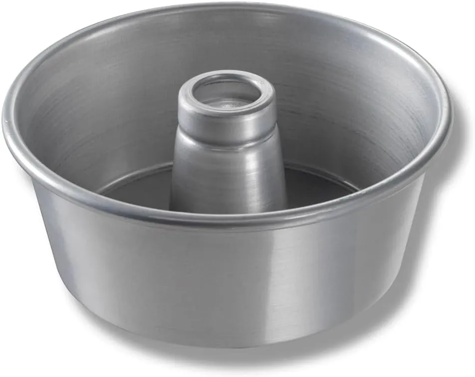 Chicago Metallic 46540 Plain 9-1/4" Angel Food/Tube Cake Pan