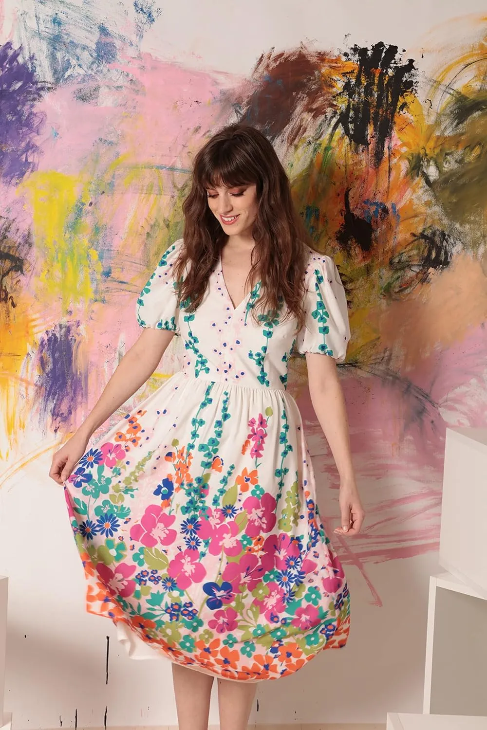 Donna Morgan Women's Colorful Floral and Vine Printed V-Neck Puff Sleeve Midi Dress