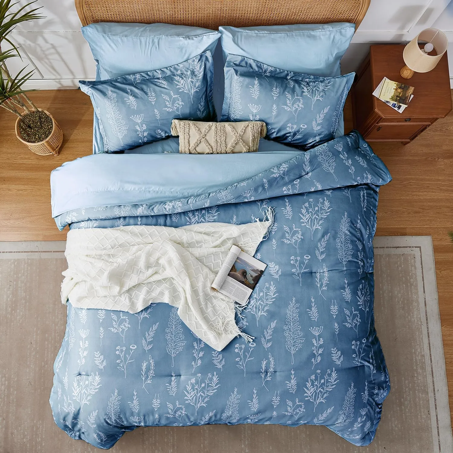 Floral Comforter Set Full Blue, Cute Flower Bed in a Bag Full Boho 7 Pieces, Soft Fluffy Bedding Sets with Comforter, Sheets, Pillowcases & Shams, All Season