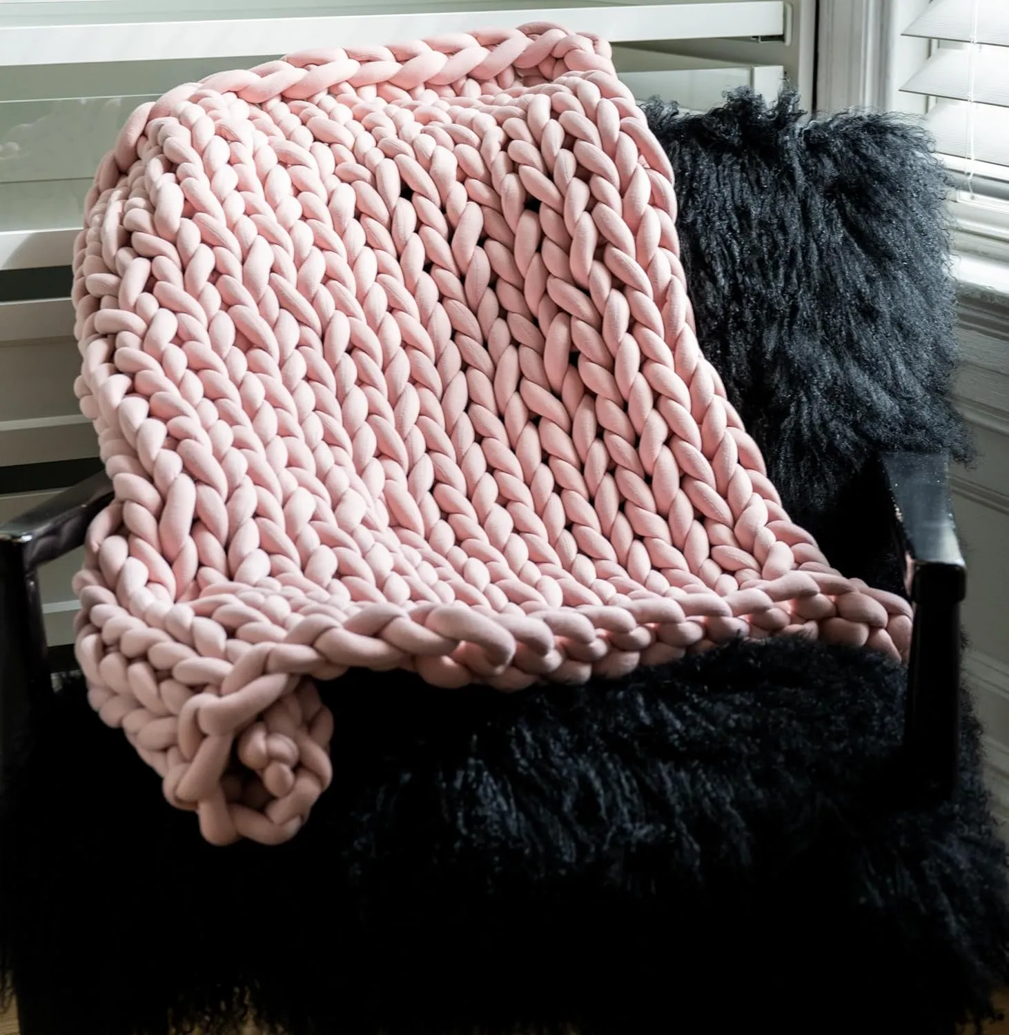 Lion Brand Yarn Cover Story Squish Stitch, Blanket Yarn, Pink Rose, 1 Pack