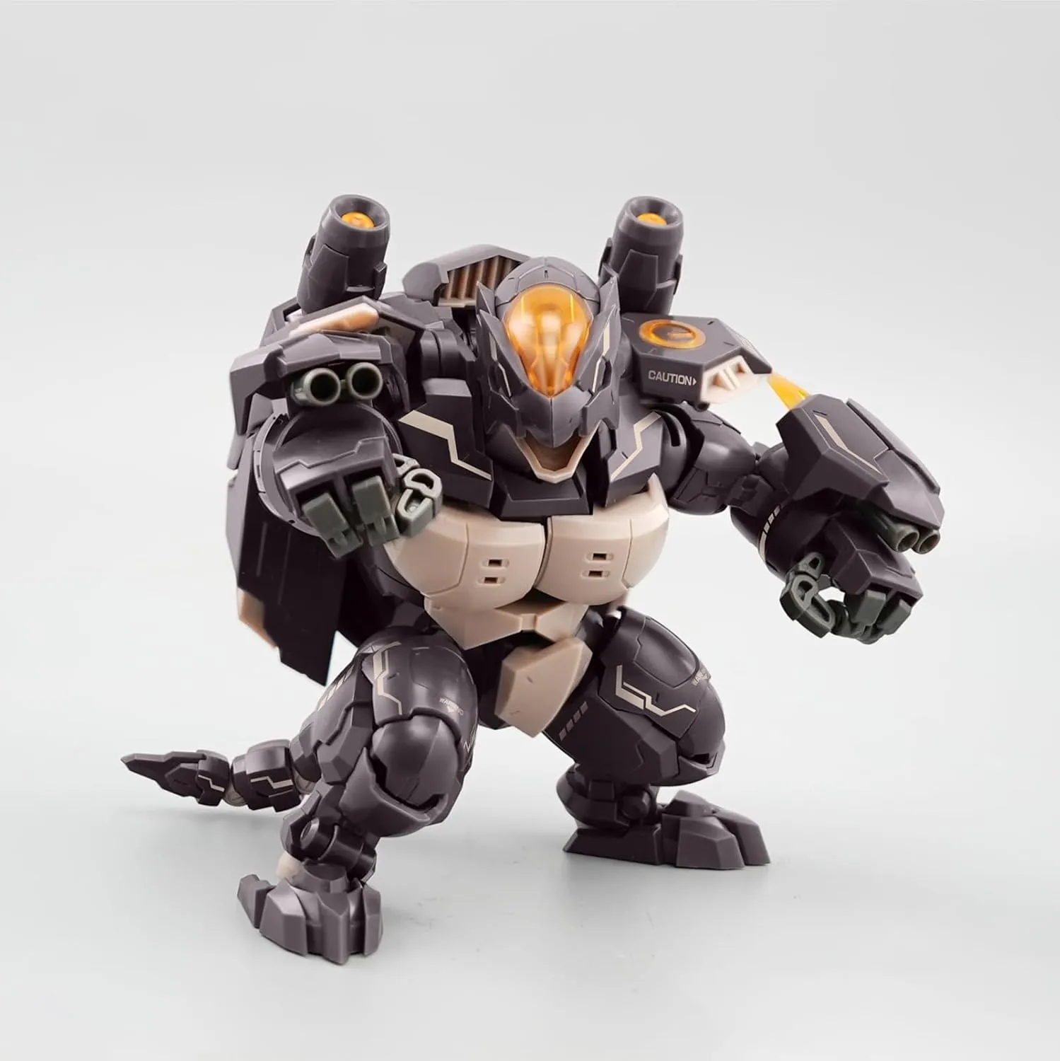Pipigirl 1:24 Removable Mech Action Figure, Number 57 Manhunter Ground Armor, Height 3.9 inch Collectible Mecha Action Figures Kits