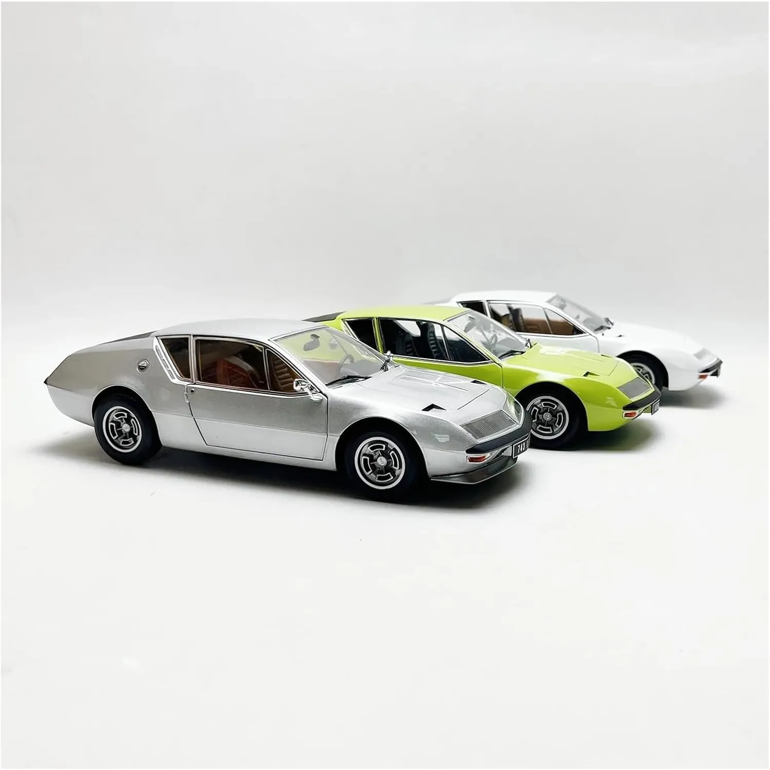 Sports car Metal Model 1:18 for Alpine A310 1600vf Coupe Toys Cars Model Classics Adult Souvenir Static Display for Home Décor(Silver)