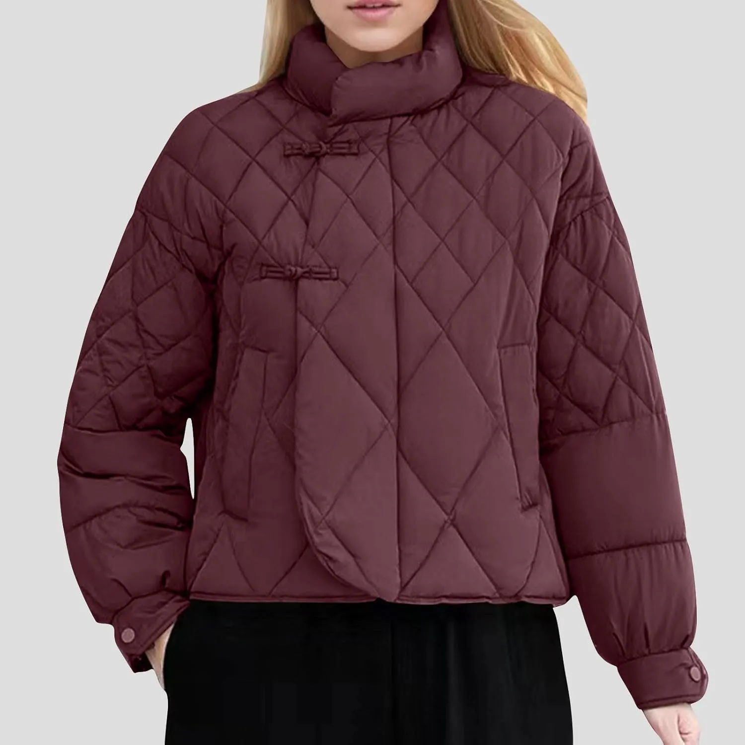 Womens Winter Jacket Long Sleeve Warm Puffer Jacket Short Casual Fashion Quilted Coats with Pockets